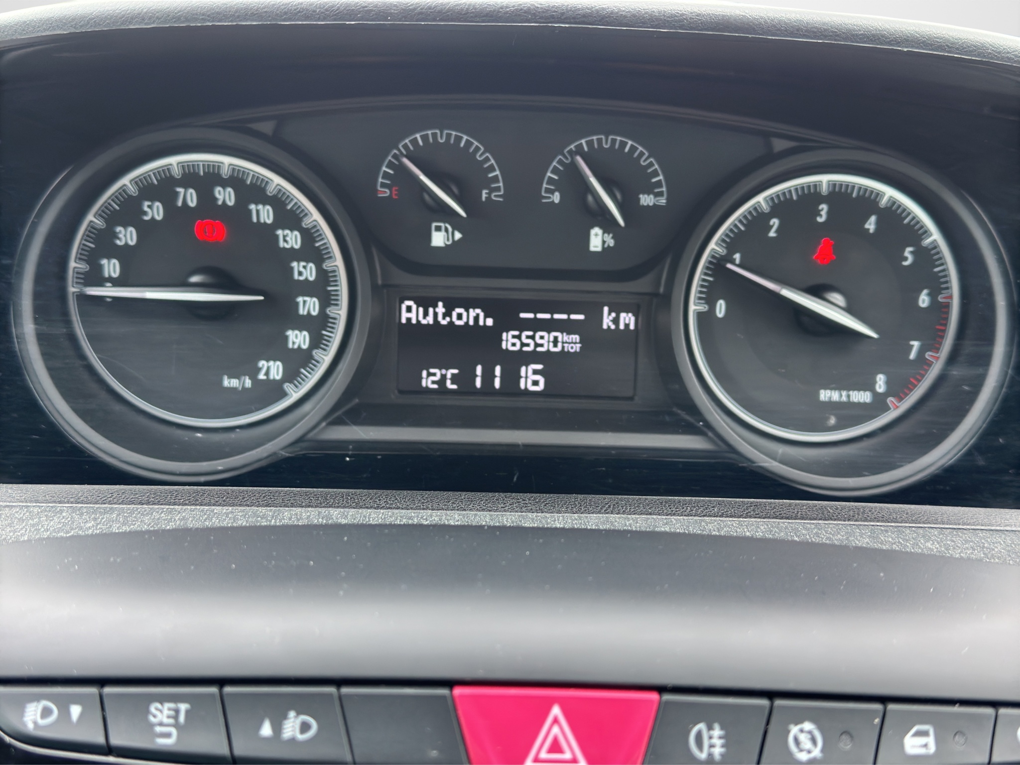 LANCIA YPSILON 1.0 70 CV HYBRID ECOCHIC SILVER