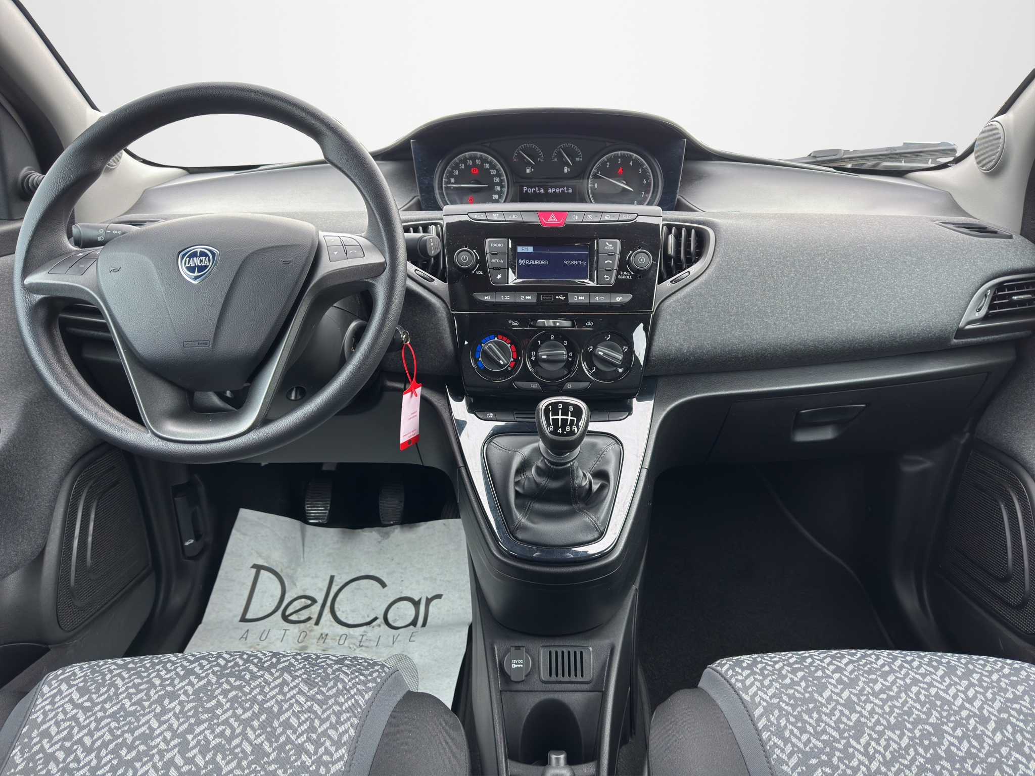 LANCIA YPSILON 1.0 70 CV HYBRID ECOCHIC SILVER