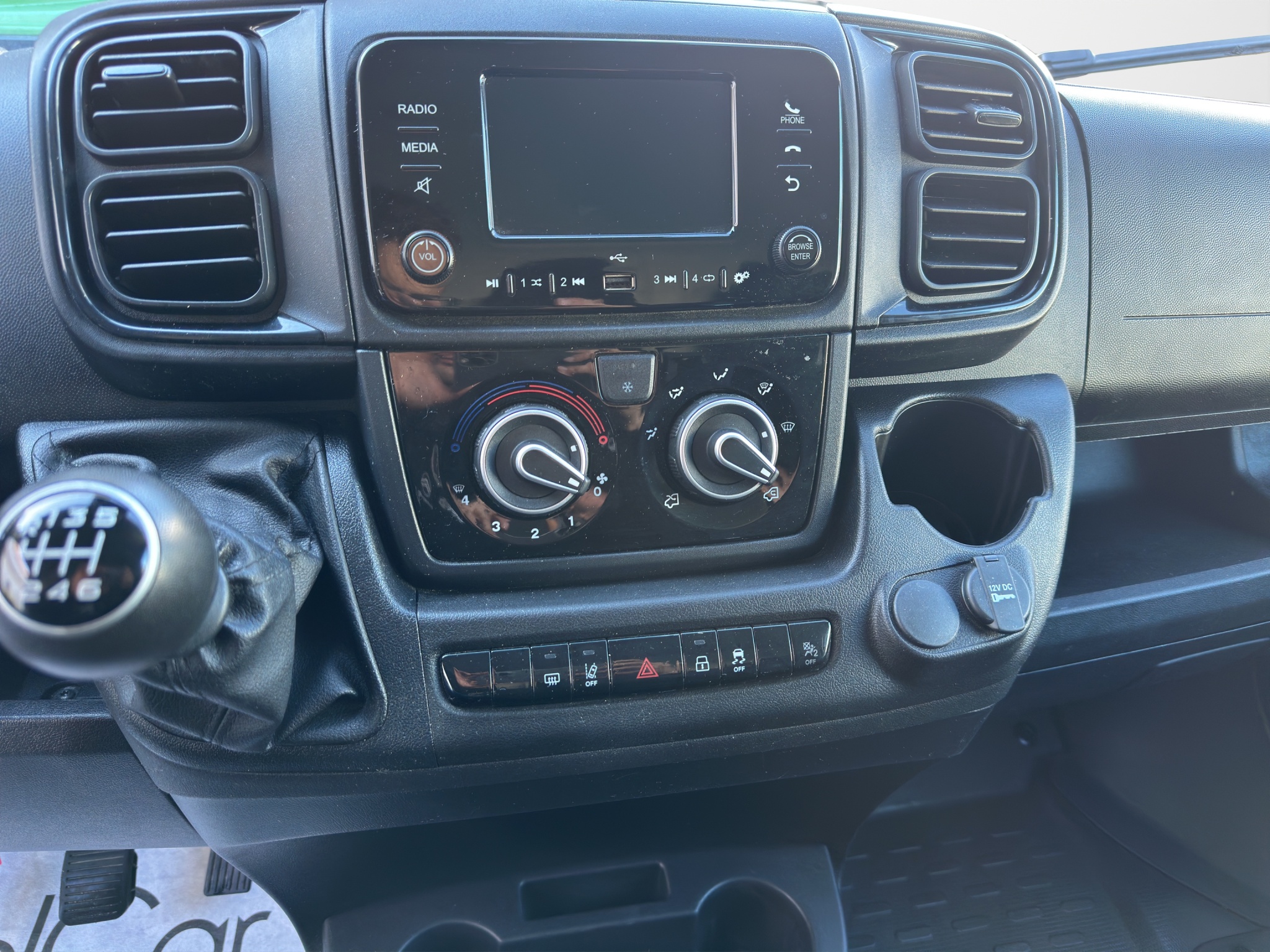 PEUGEOT NEW BOXER 2.2 BLUEHDi 140CV PASSO MEDIO TETTO MEDIO