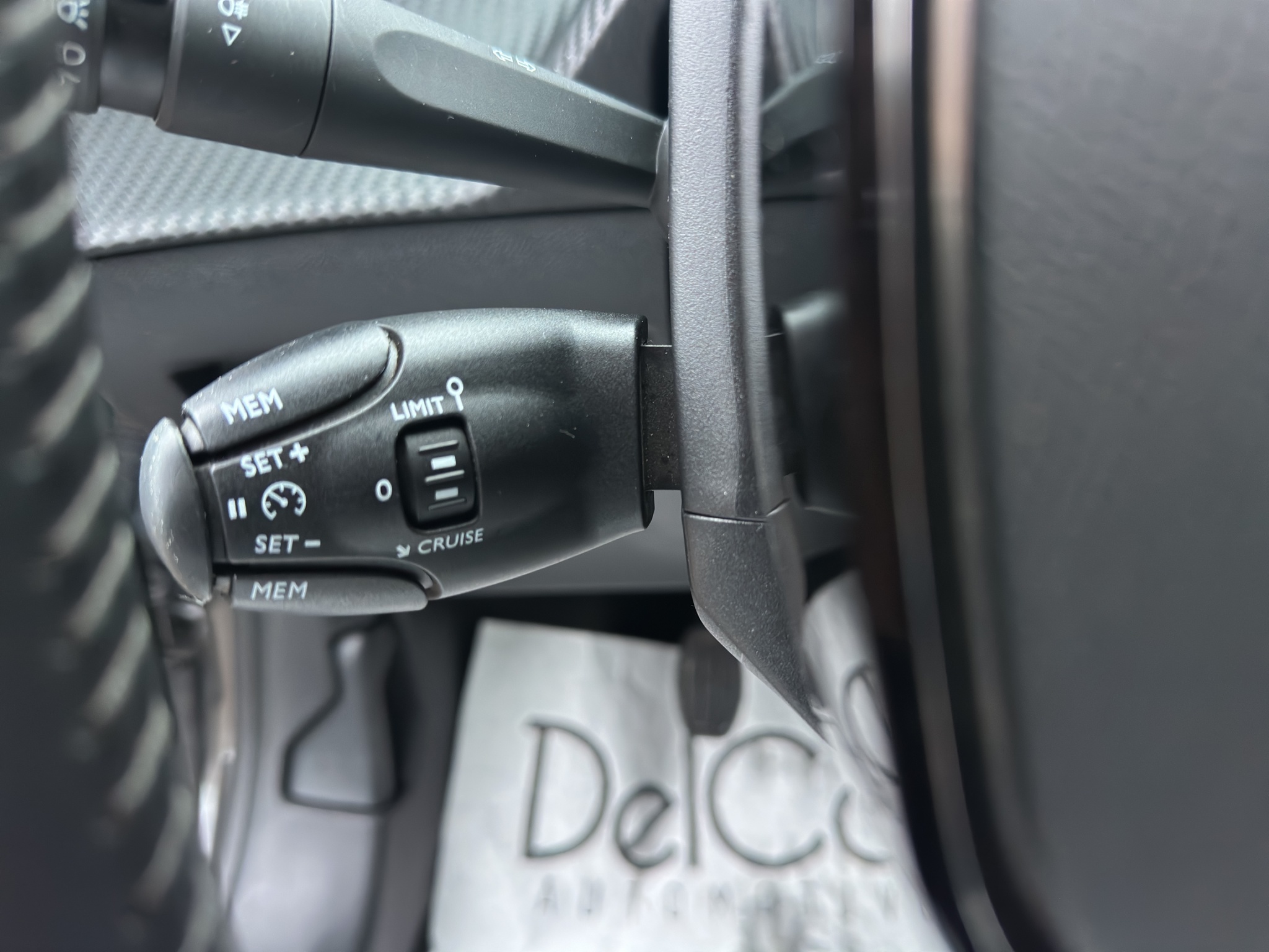 PEUGEOT 208 1.2 100 CV ALLURE