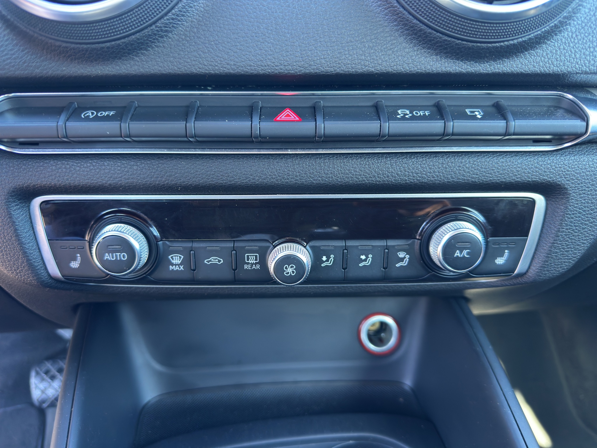 AUDI A3 SPORTBACK1.6 TDI 110 Cv. ULTRA ATTRACTION