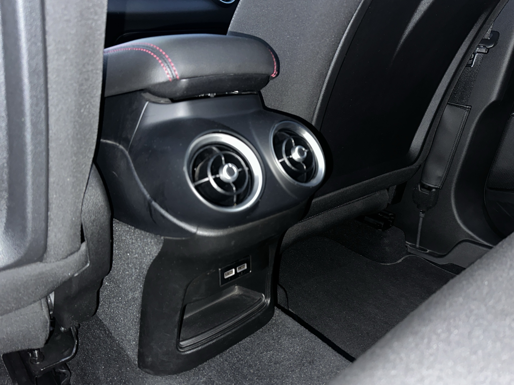 ALFA ROMEO STELVIO 2.2 TURBO DIESEL 160 CV AT8 RWD BUSINESS