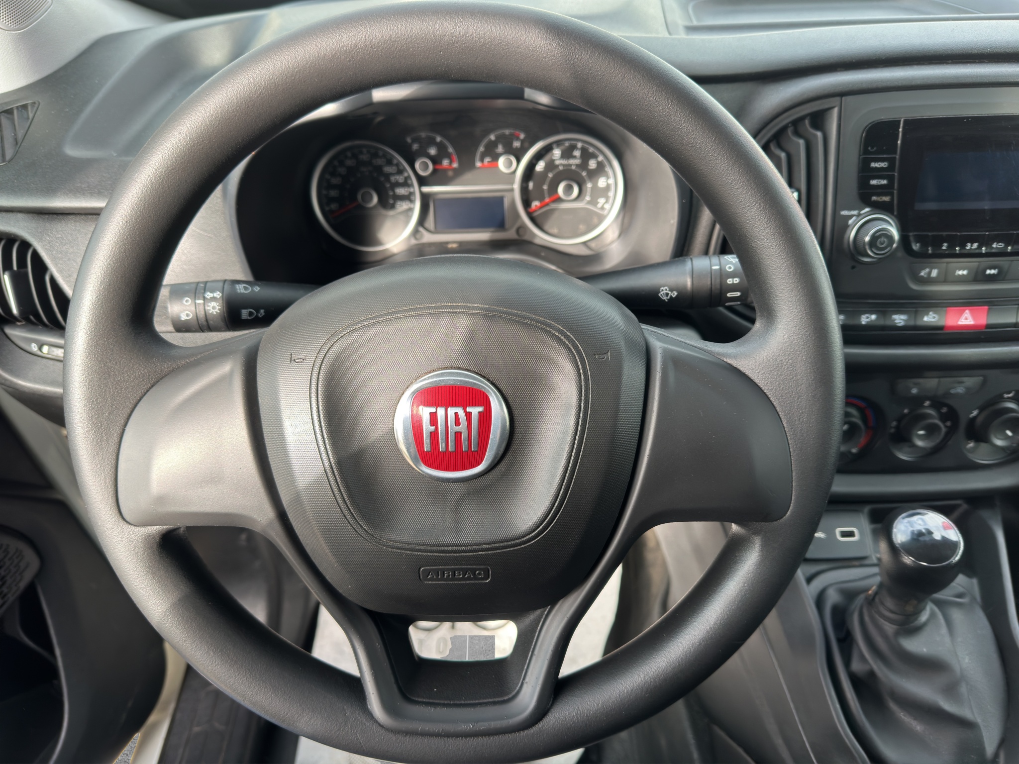 DOBLO’ 1.3 MJT 95 CV PASSO CORTO BUSINESS