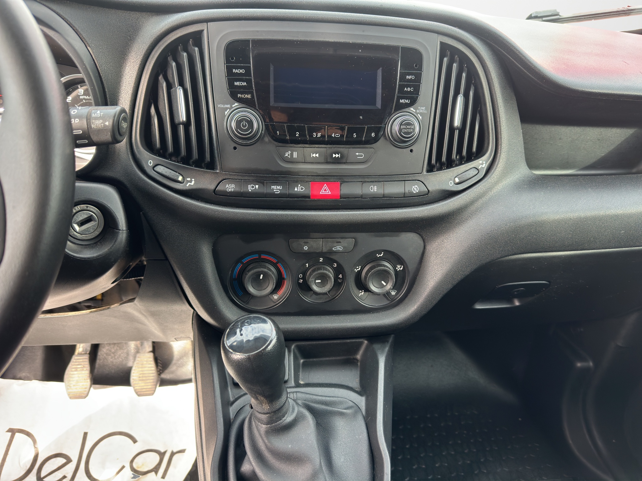 DOBLO’ 1.3 MJT 95 CV PASSO CORTO BUSINESS