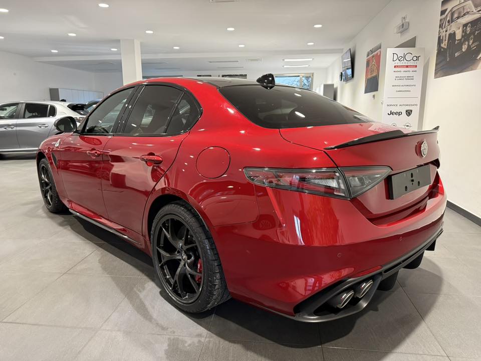 ALFA ROMEO GIULIA QUADRIFOGLIO  2.9 V6 BI-TURBO 520 CV