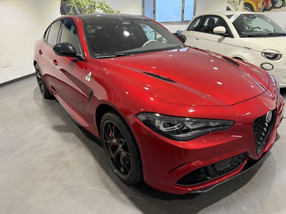 ALFA ROMEO GIULIA QUADRIFOGLIO  2.9 V6 BI-TURBO 520 CV