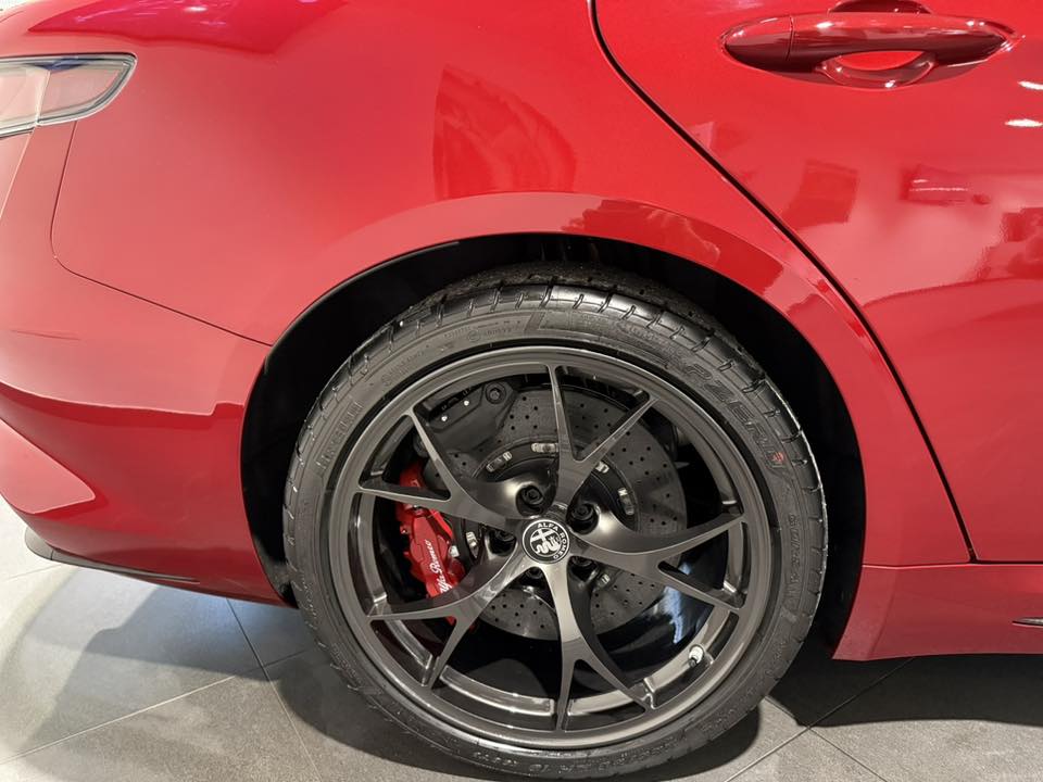 ALFA ROMEO GIULIA QUADRIFOGLIO  2.9 V6 BI-TURBO 520 CV