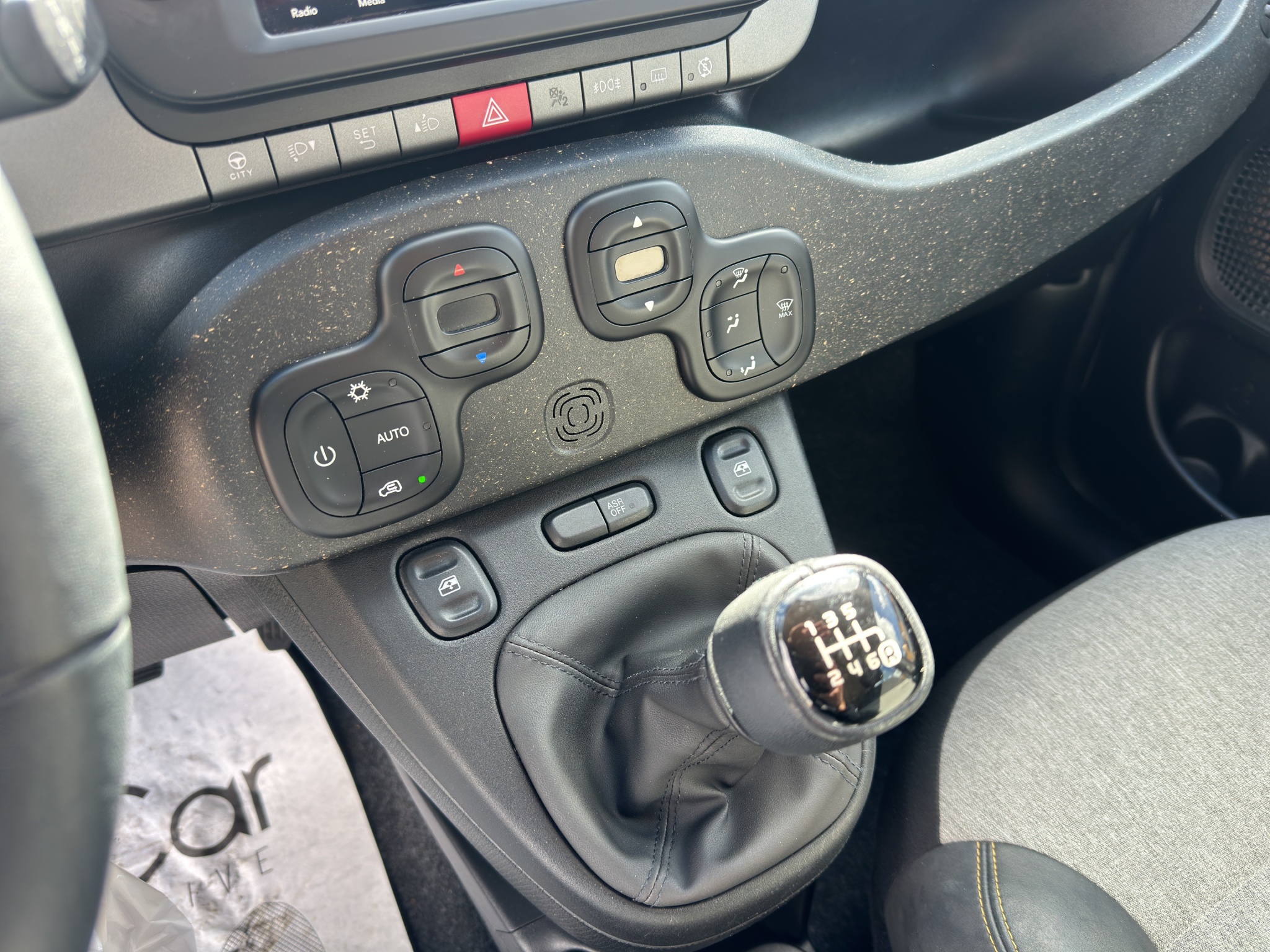 FIAT PANDA 1.0 70 CV HYBRID CROSS