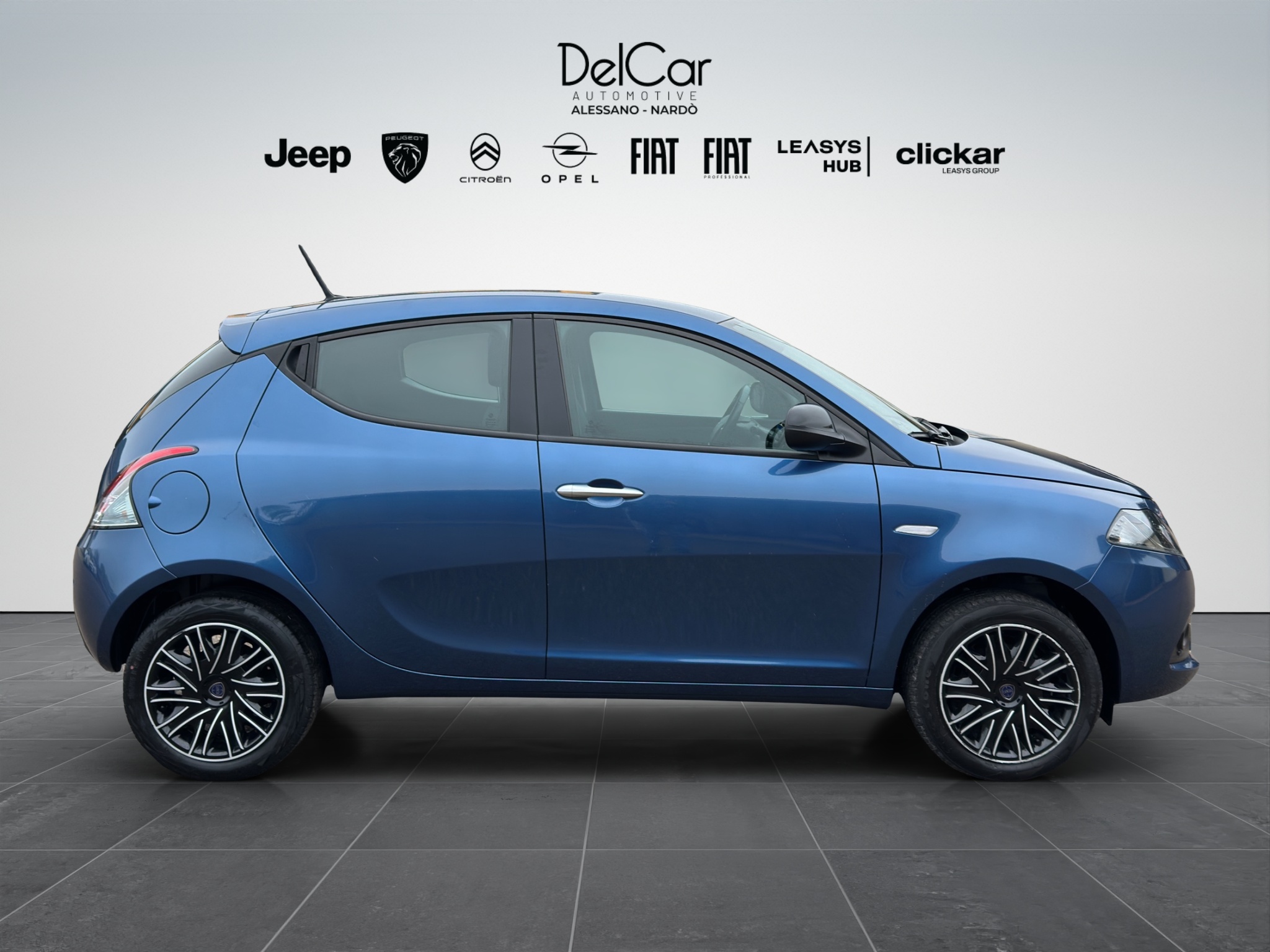 LANCIA YPSILON 1.0 70 CV HYBRID