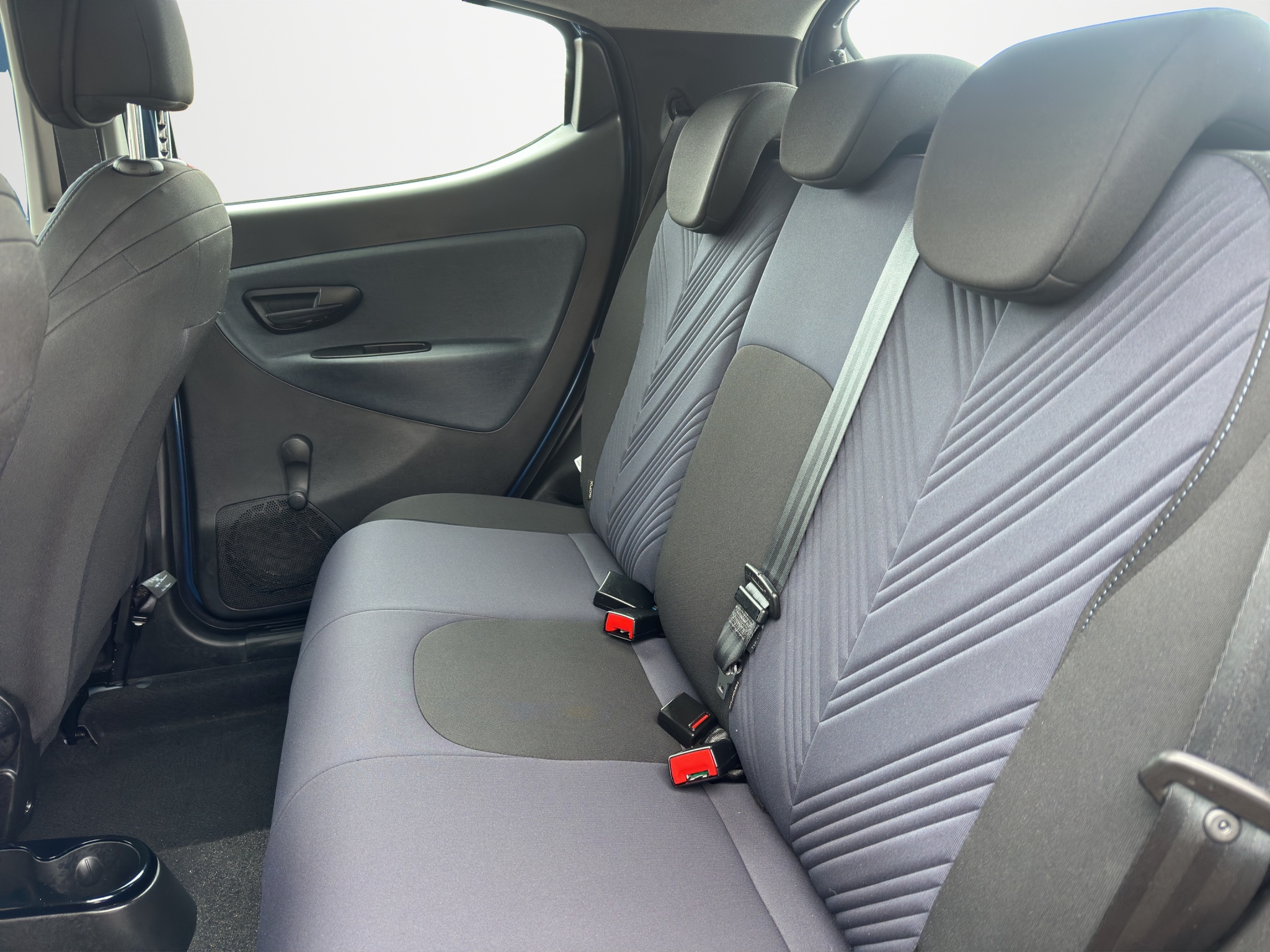 LANCIA YPSILON 1.0 70 CV HYBRID