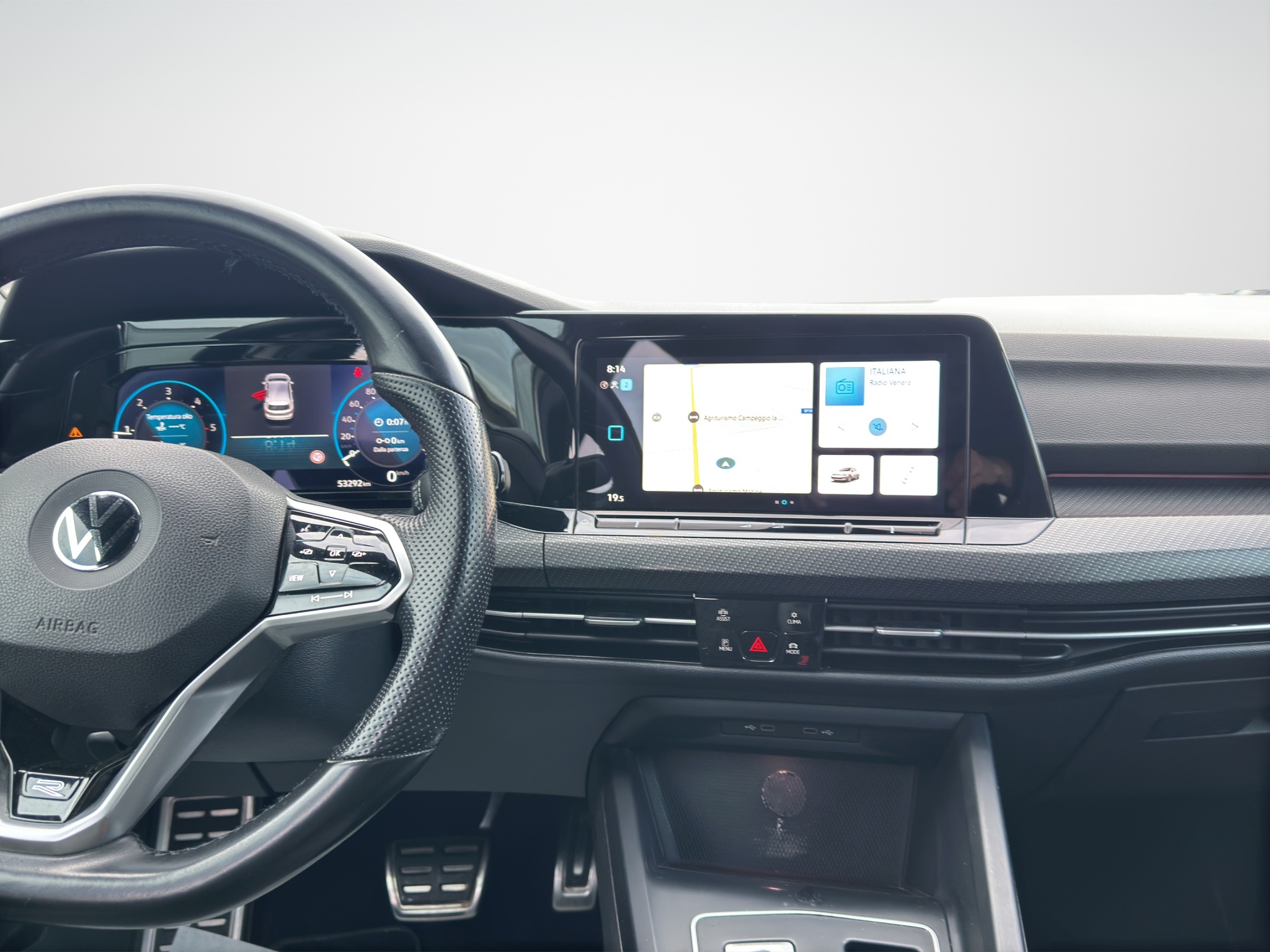 VOLKSAWGEN GOLF VIII 2.0 TDI 150 CV DSG R-LINE