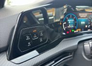 VOLKSAWGEN GOLF VIII 2.0 TDI 150 CV DSG R-LINE