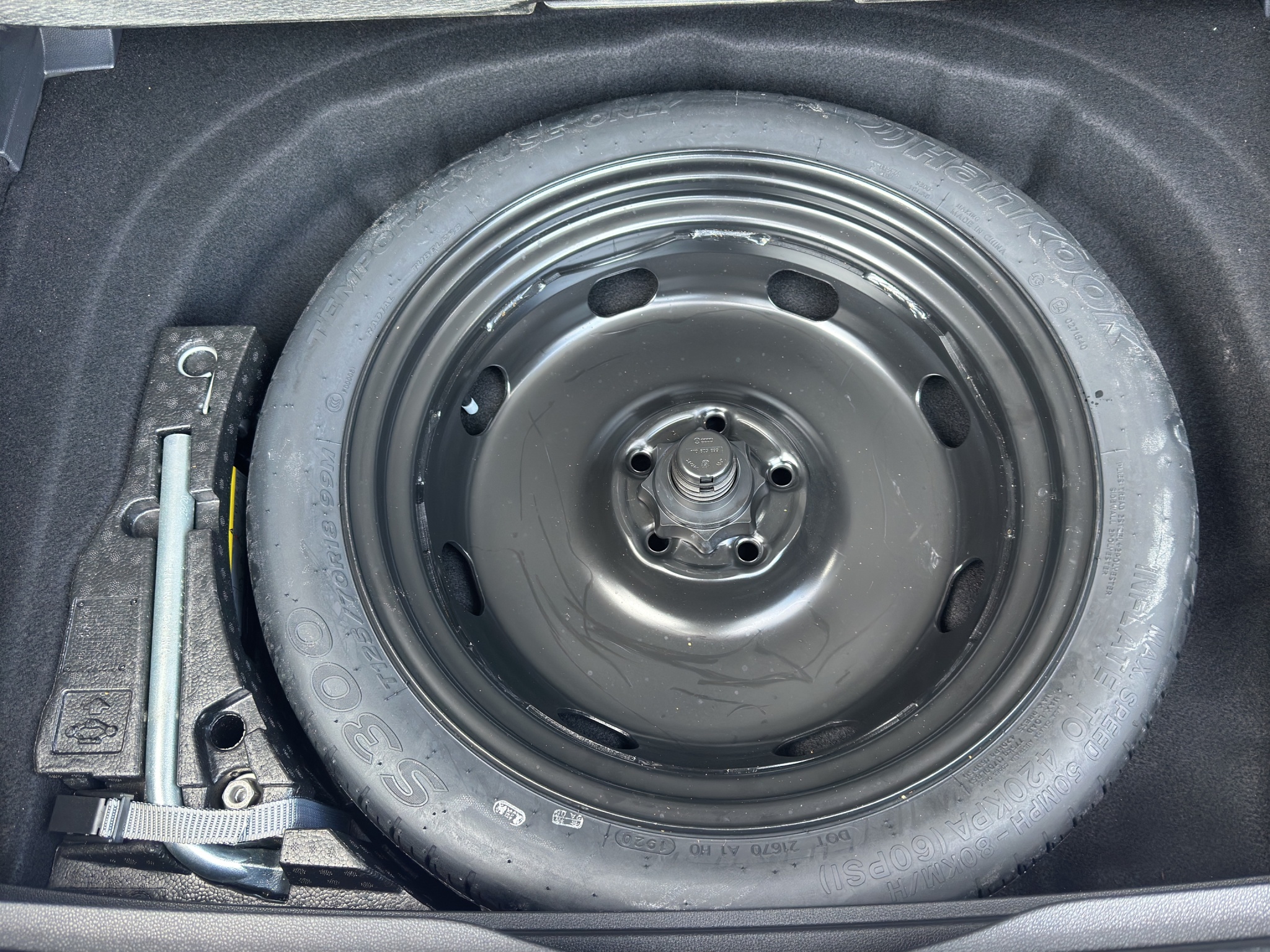 VOLKSAWGEN GOLF VIII 2.0 TDI 150 CV DSG R-LINE