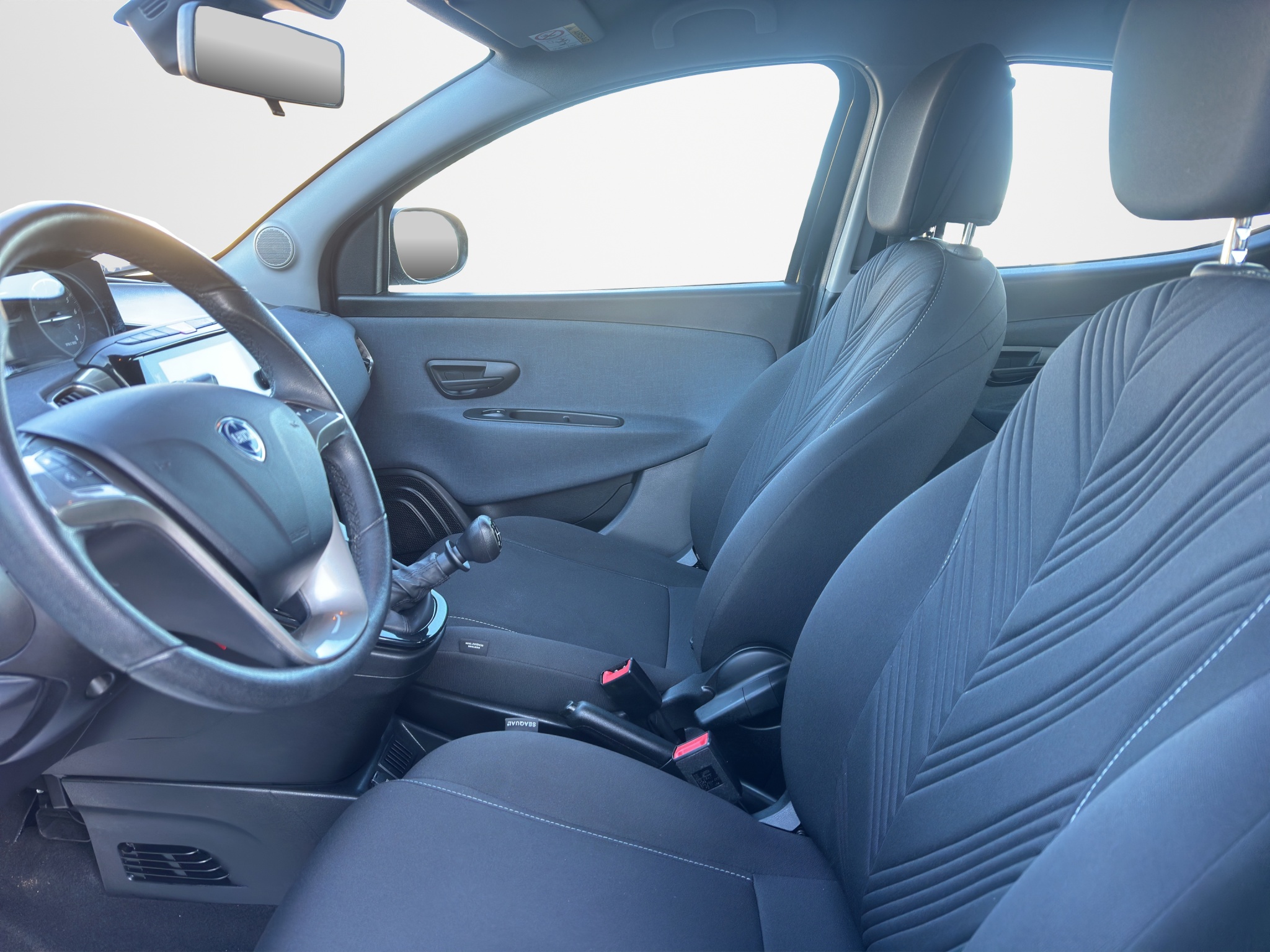 LANCIA YPSILON 1.0 70 CV FIREFLY HYBRID GOLD