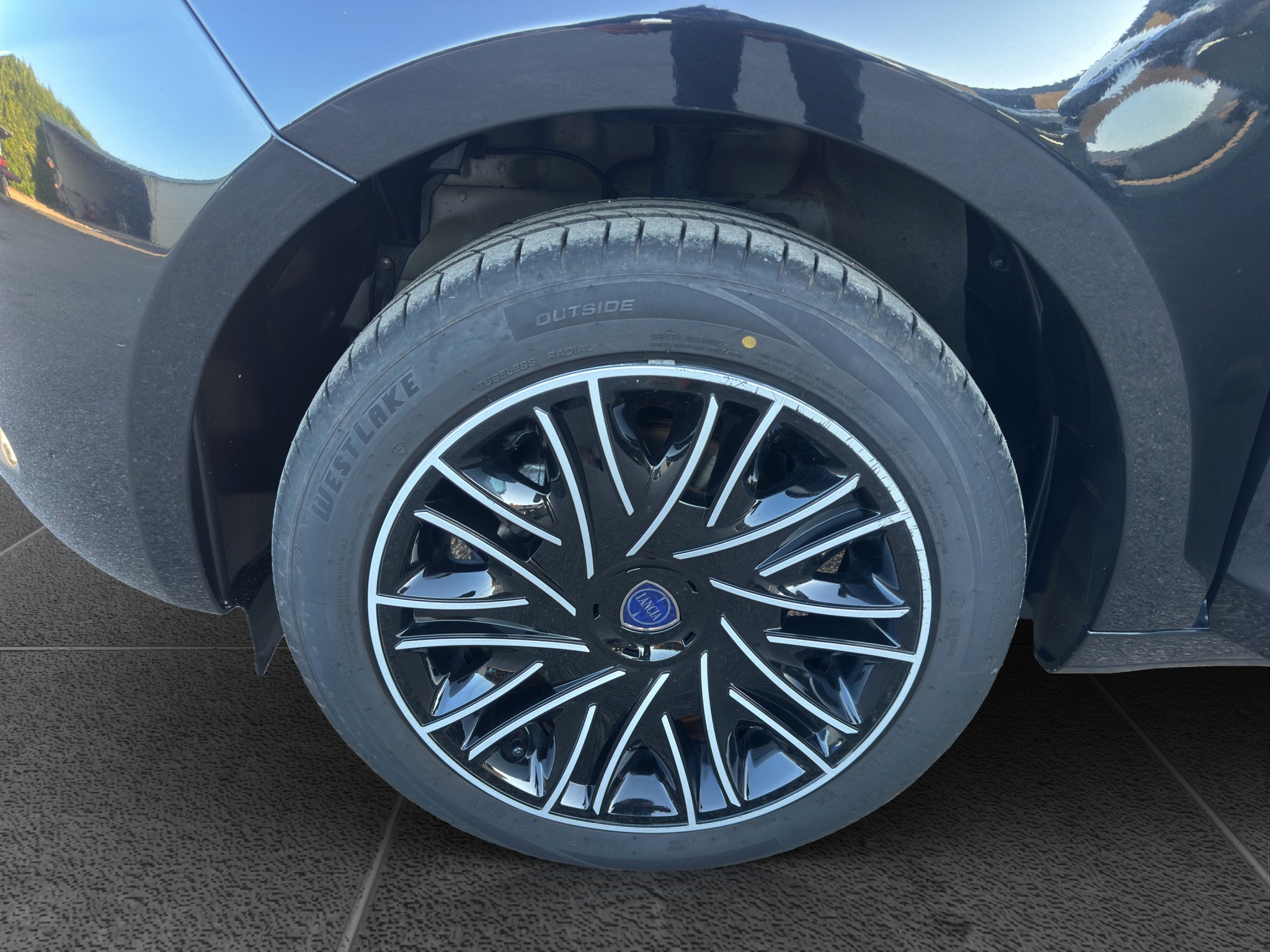 LANCIA YPSILON 1.0 70 CV FIREFLY HYBRID GOLD