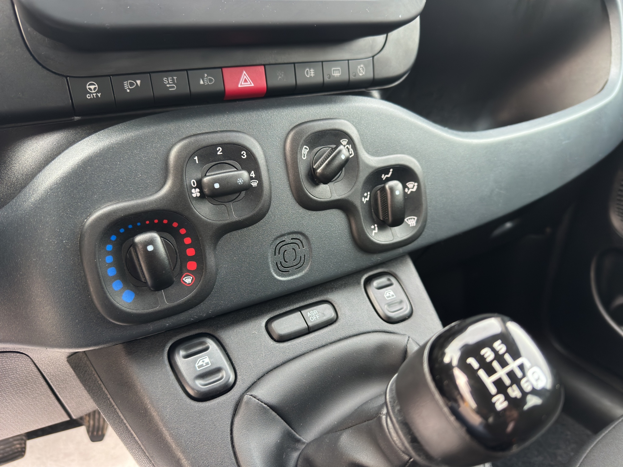 FIAT PANDA 1.0 70 CV HYBRID