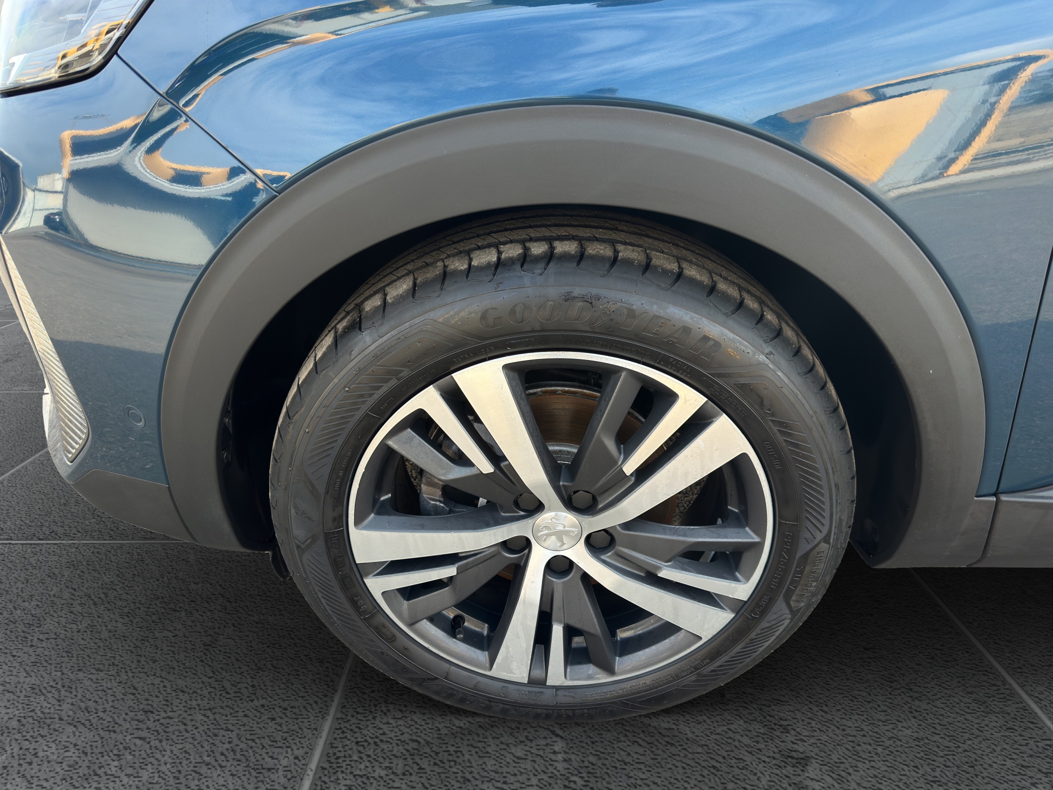 PEUGEOT 3008 BLUEHDI 1.5 130 CV EAT8 ALLURE