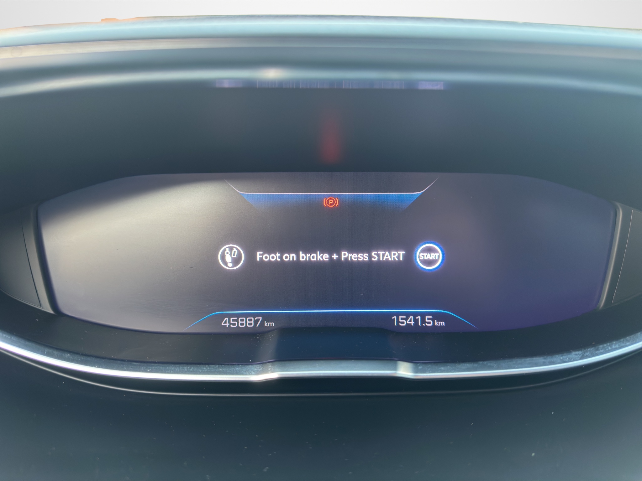 PEUGEOT 3008 BLUEHDI 1.5 130 CV EAT8 ALLURE