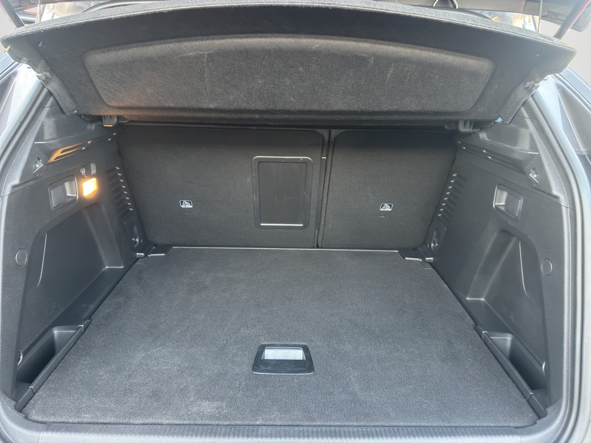 PEUGEOT 3008 BLUEHDI 1.5 130 CV EAT8 ALLURE