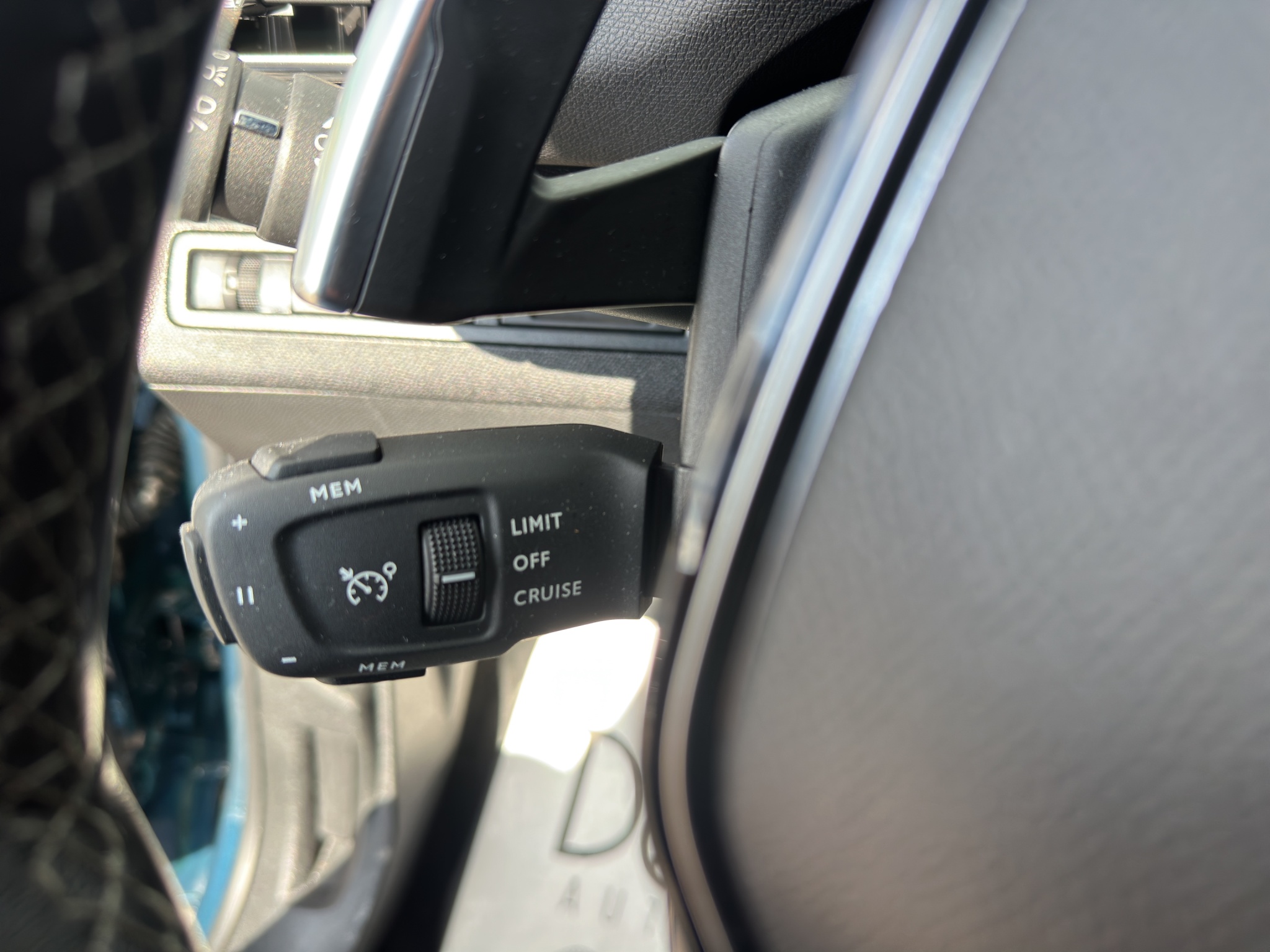 PEUGEOT 3008 BLUEHDI 1.5 130 CV EAT8 ALLURE