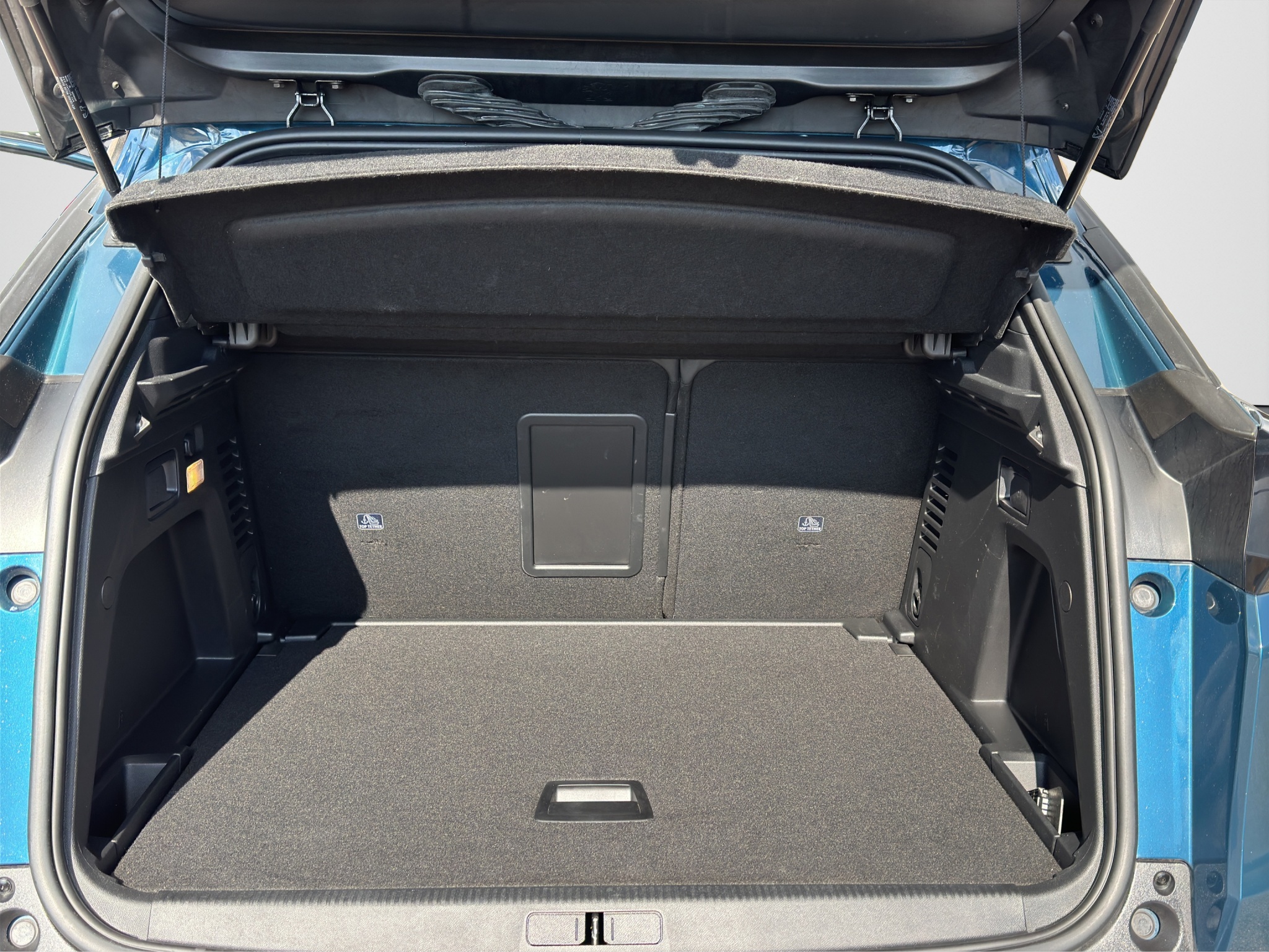 PEUGEOT 3008 BLUEHDI 1.5 130 CV EAT8 ALLURE