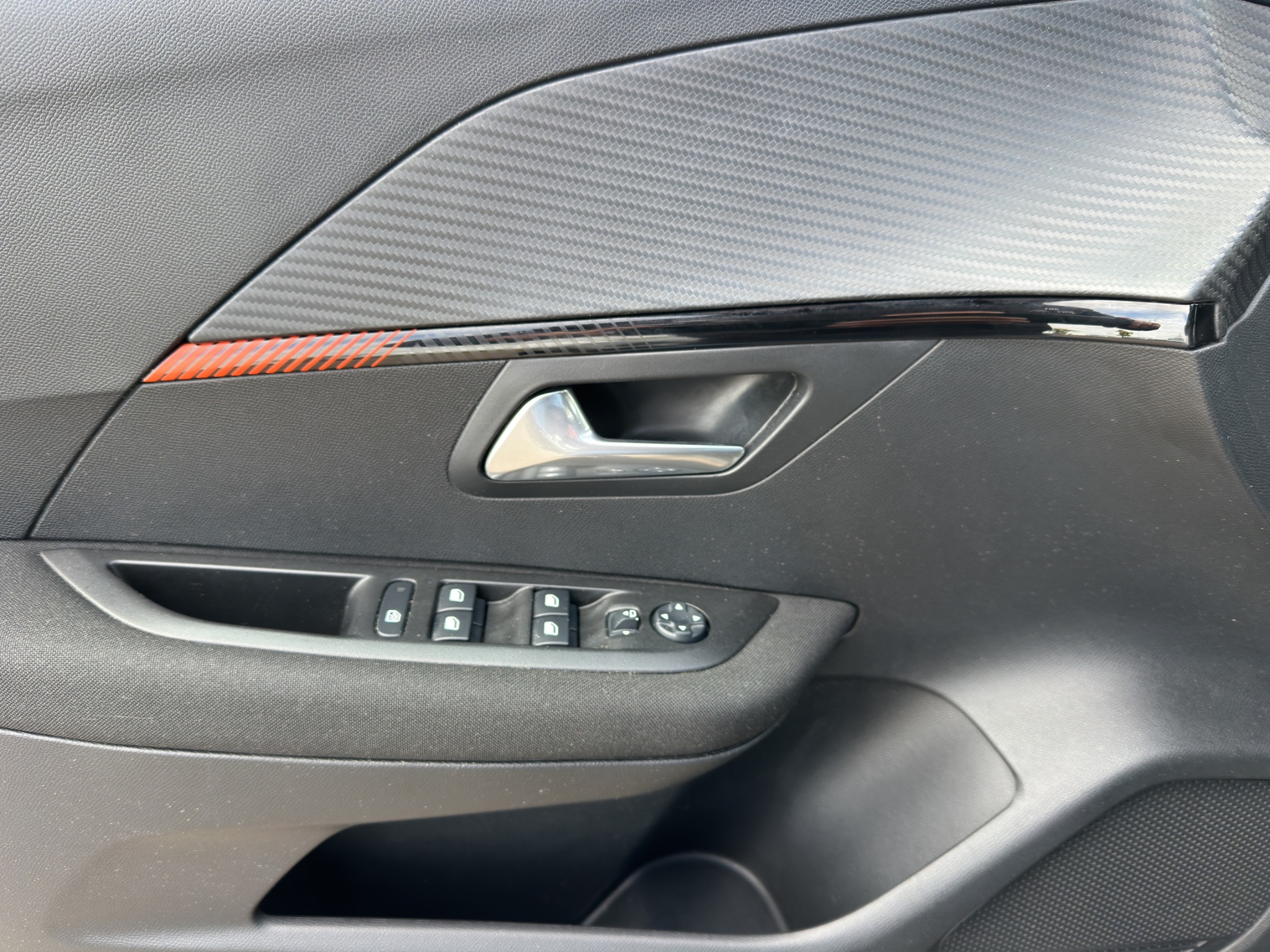 PEUGEOT 208 1.2 75 CV ACTIVE