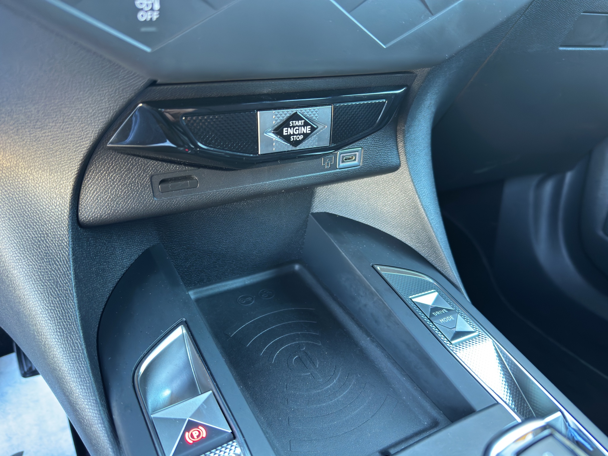DS DS3 CROSSBACK ÉTOILE 1.5 BLUEHDi 130 CV EAT8