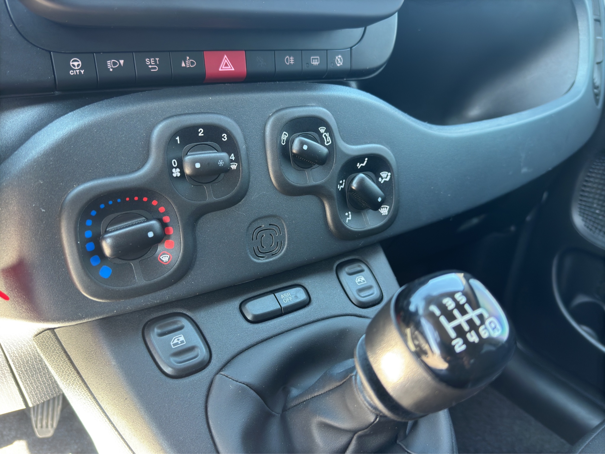 FIAT PANDA 1.0 70 CV HYBRID
