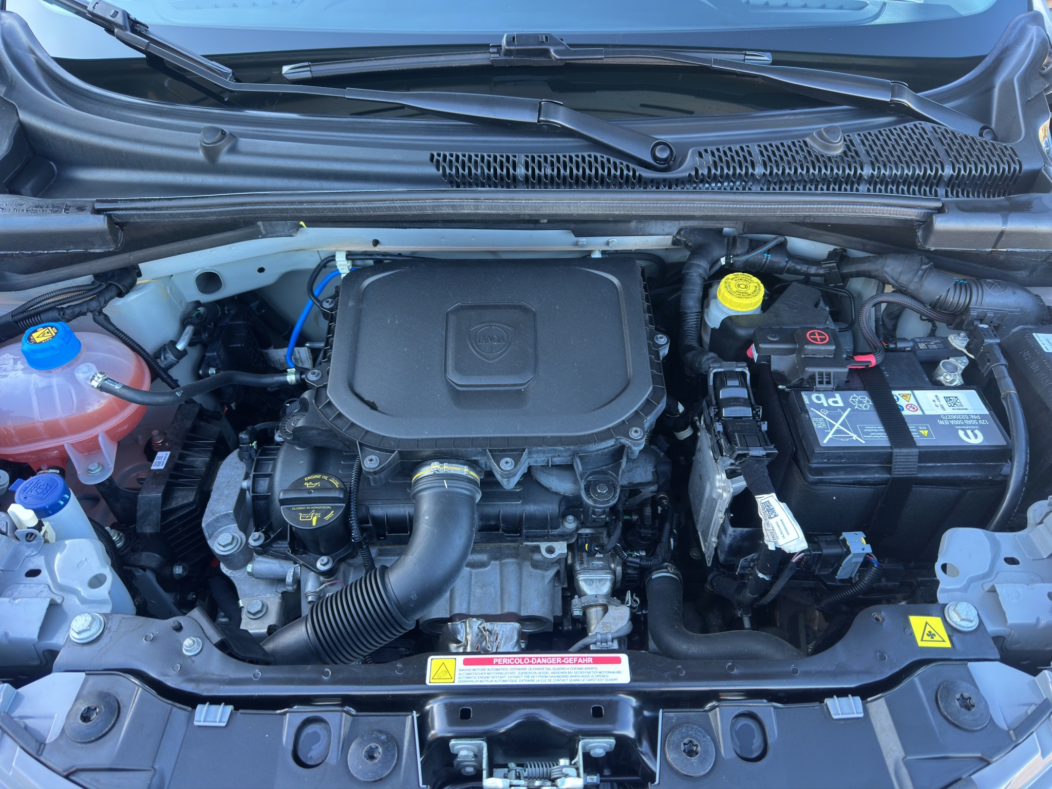 LANCIA YPSILON 1.0 70 CV HYBRID ALBERTA FERRETTI