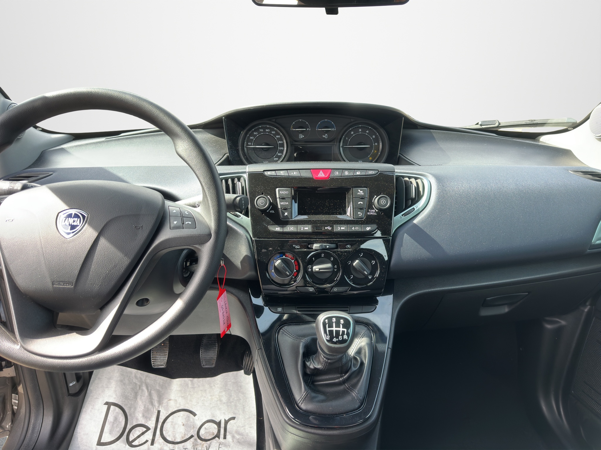 LANCIA YPSILON 1.0 70 Cv. HYBRID ORO