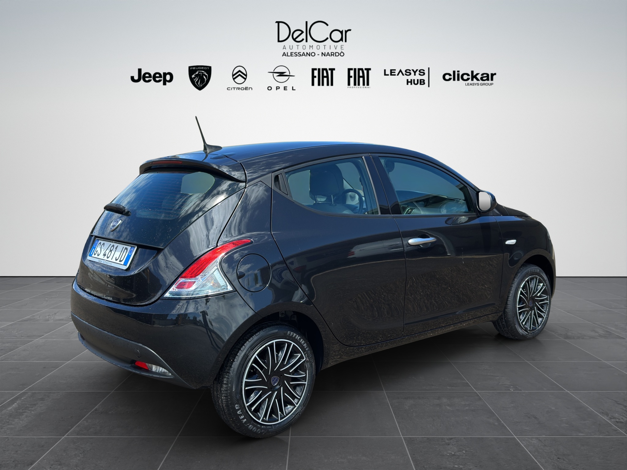 LANCIA YPSILON 1.0 70 CV HYBRID ORO