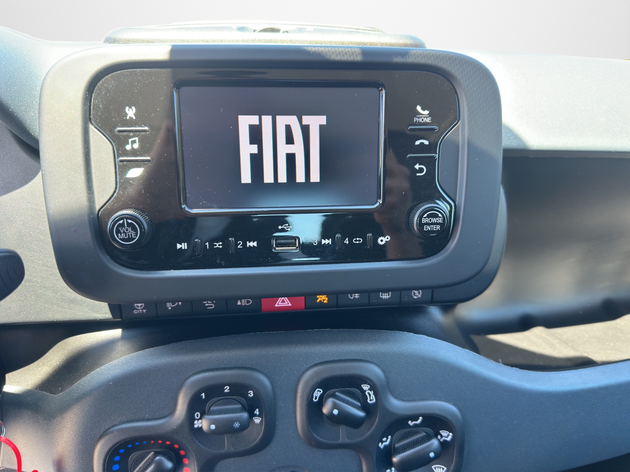 FIAT PANDA 1.0 70 CV HYBRID