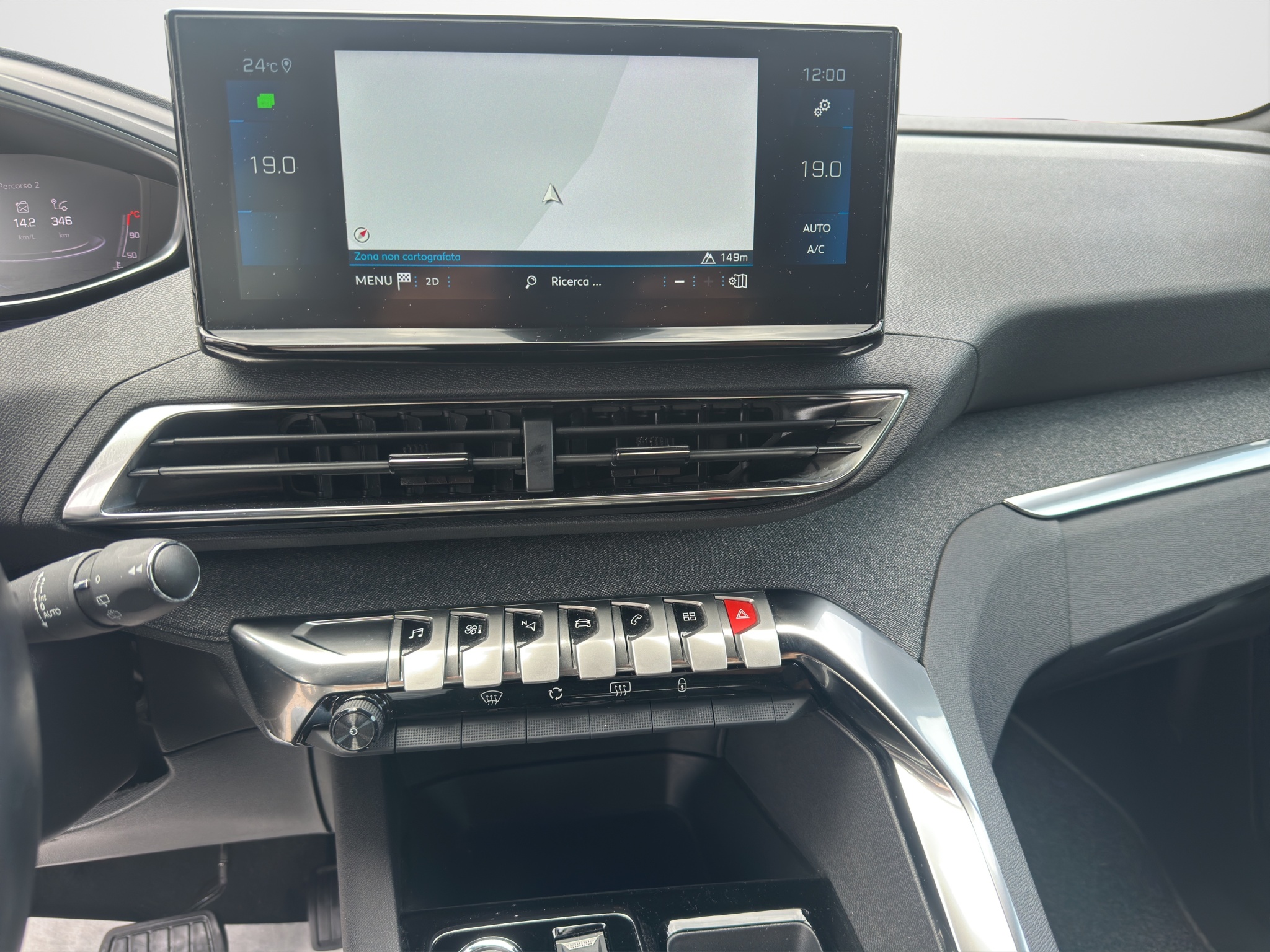 PEUGEOT 5008 1.5 BLUEHDI 130 CV EAT8