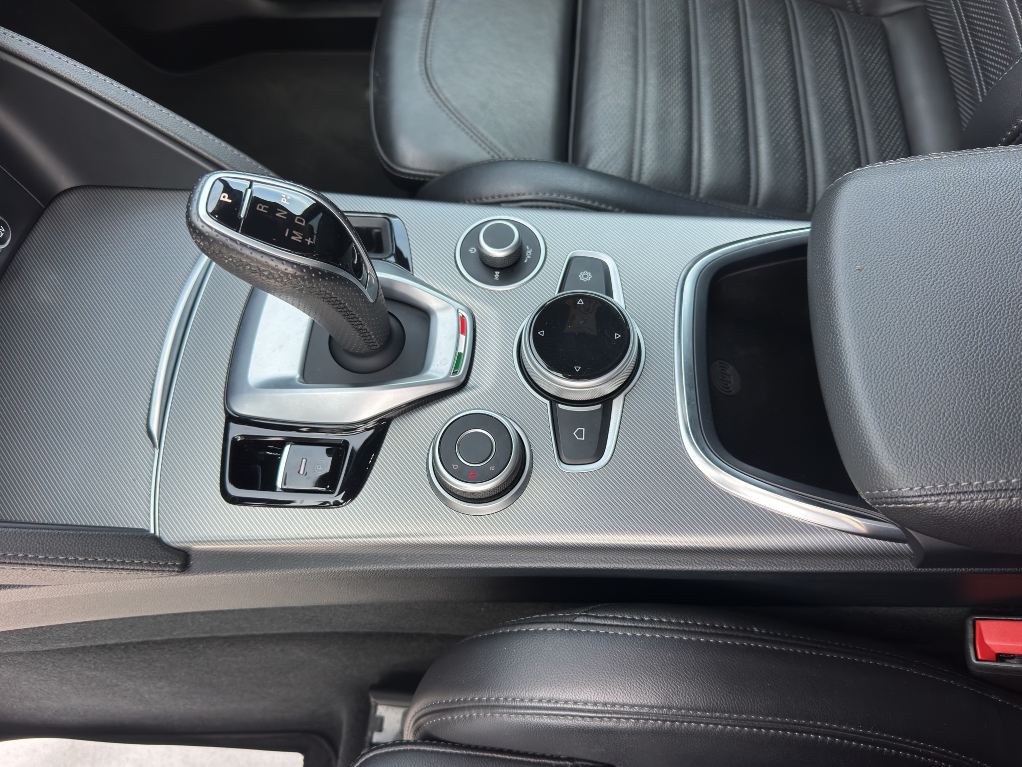 ALFA ROMEO STELVIO 2.2 TD 210 CV VELOCE AT8 Q4