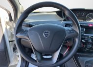 LANCIA YPSILON 1.0 70 CV HYBRID SILVER