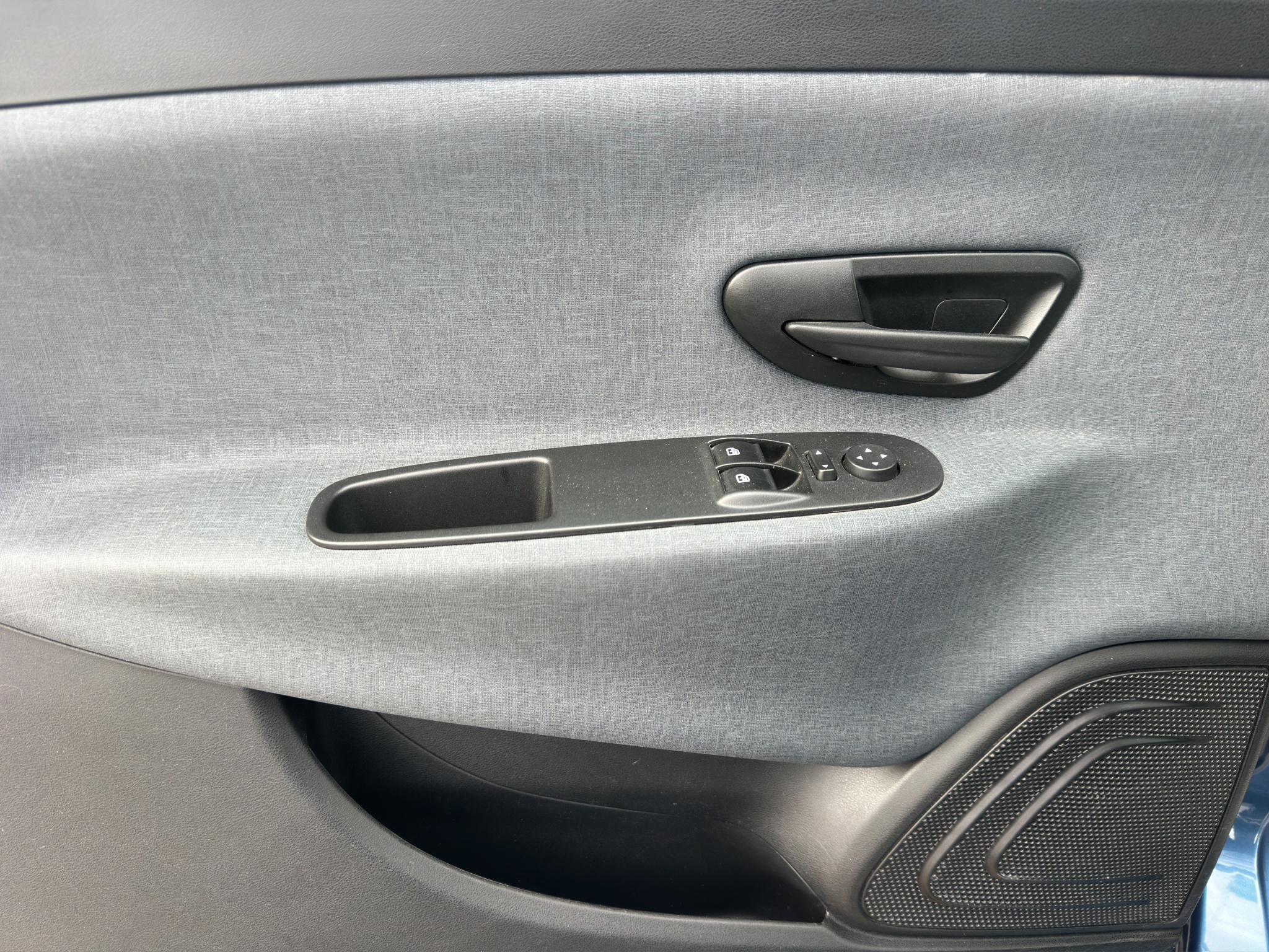 LANCIA YPSILON 1.0 70 CV HYBRID ORO