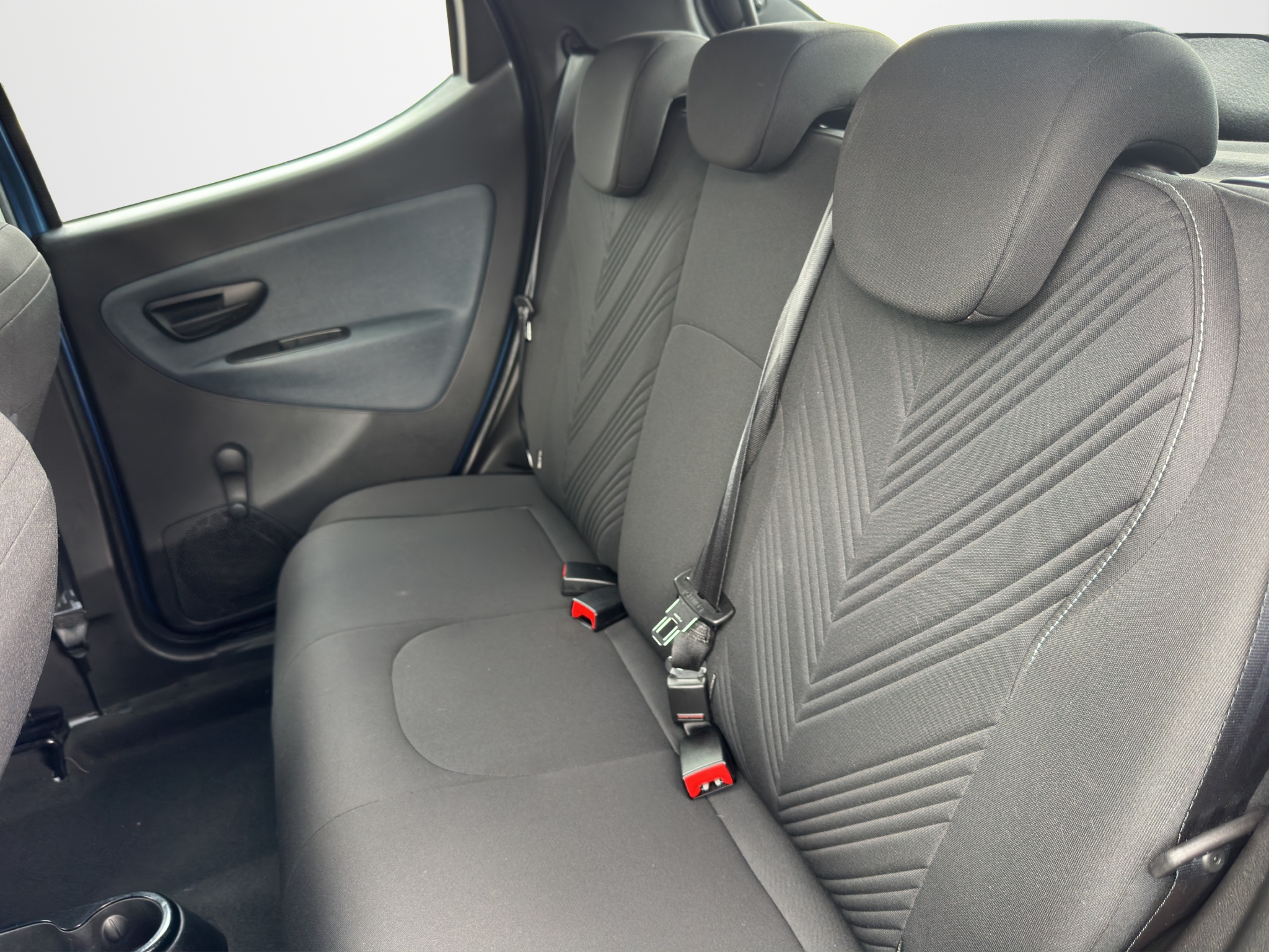 LANCIA YPSILON 1.0 70 CV HYBRID ORO